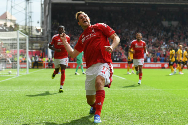 巴萨客场成 巴萨客场成